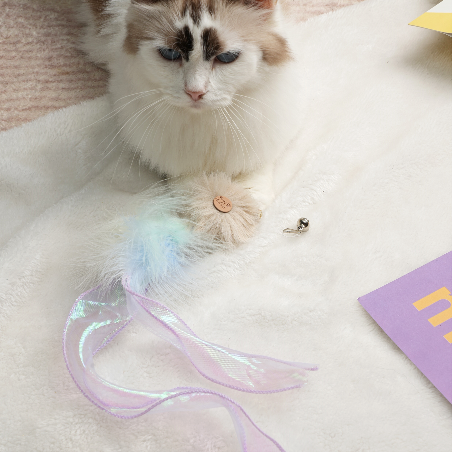 Flower Series Retractable Cat-Teasing Wand for Indoor Cats
