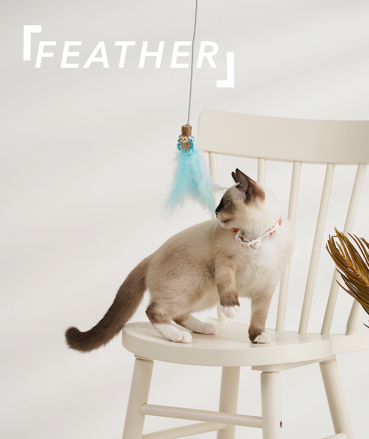 Sakura Series Funny Hand Made Cat Teaser